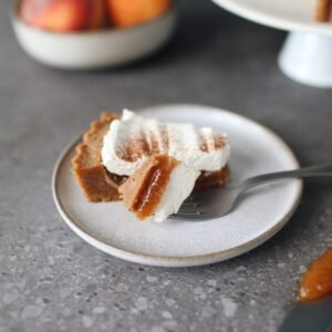 Tartë e freskët Pjeshke